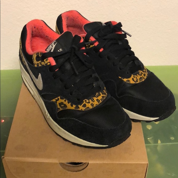 nike air leopard print